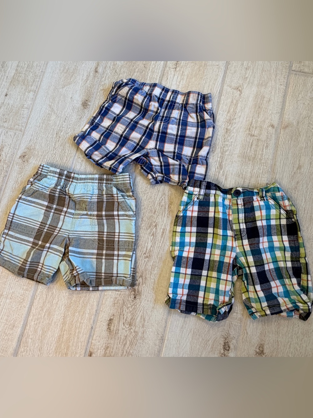 Set 3 Plaid Shorts- 24m & 3T